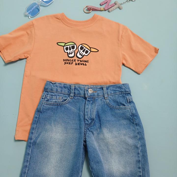 SET T-SHIRTS AND SHORTS